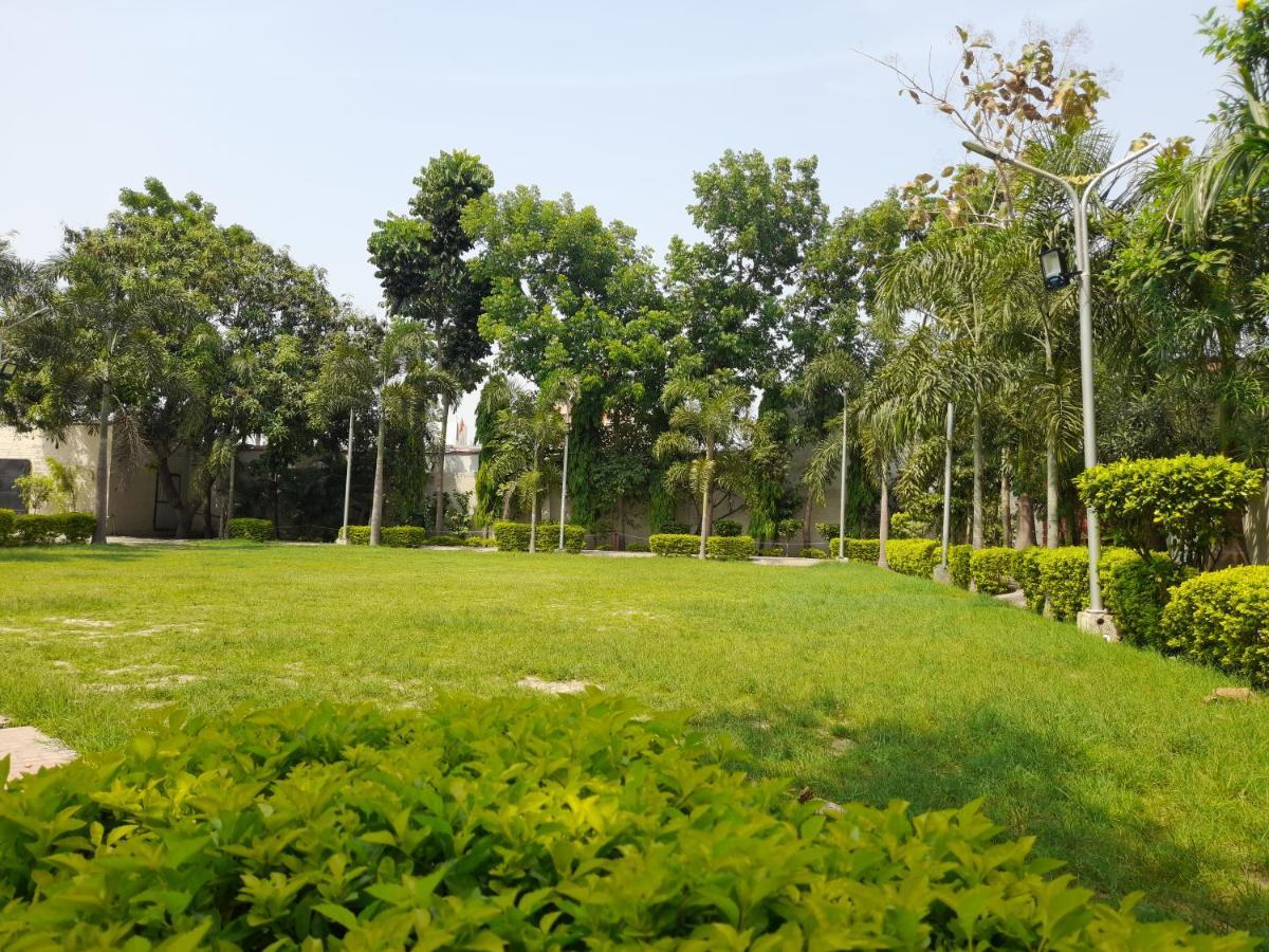 Ashoka Resort & Banquets Begusarai Kültér fotó